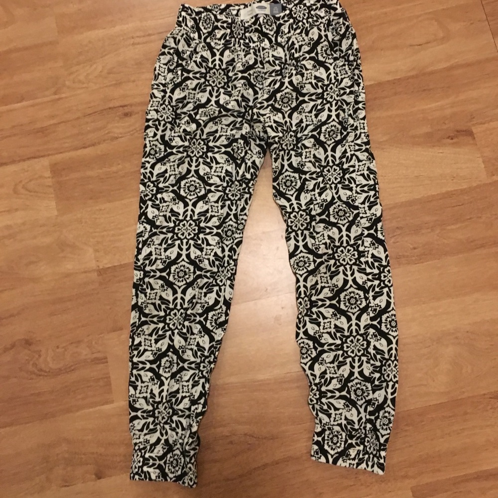 Old Navy girls pants